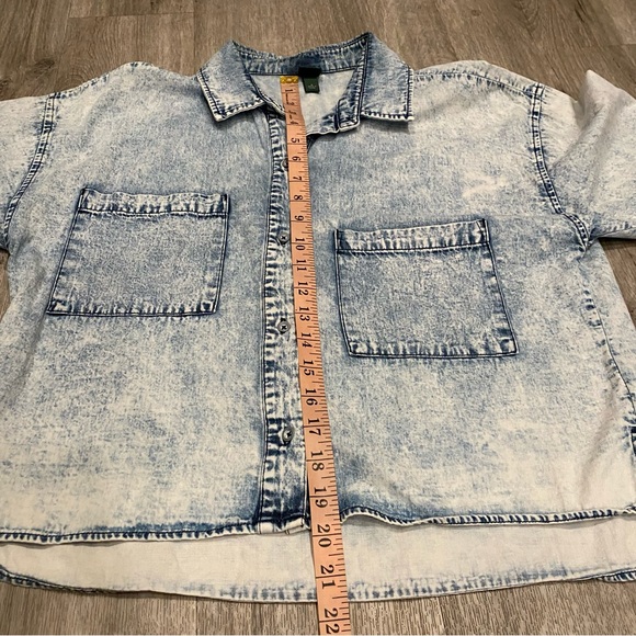 Wild Fable acid wash oversized crop top short sleeve with pocket - Picture 5 of 7